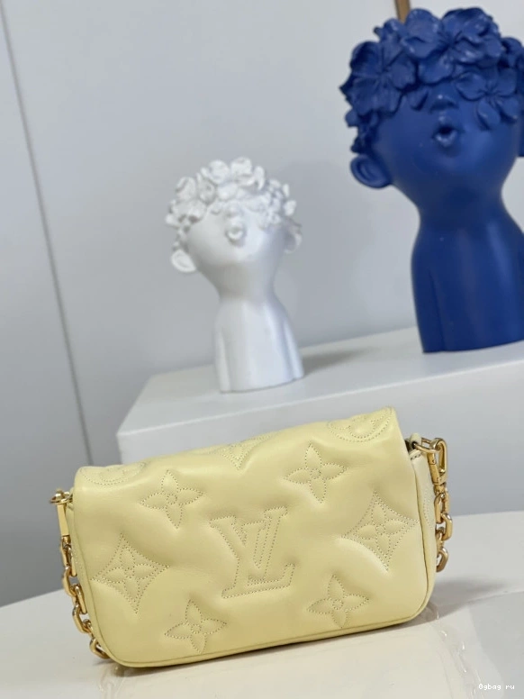 STRAP BUBBLEGRAM WALLET LOUIS VUITTON ON 0811